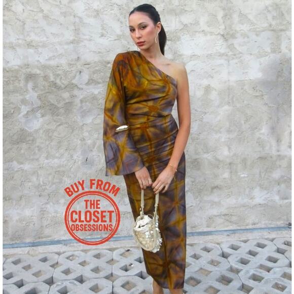 RARE!!! ZARA Midi Dress with Flared Sleeve NWT - Picture 1 of 16